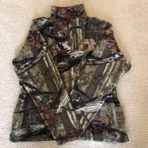 Women’s camouflage pullover